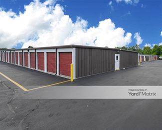 Photo 4 of Extra Space Storage - 800 Cincinnati Avenue, Lebanon, OH