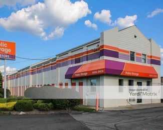 Photo 1 of Public Storage - 2555 East Kemper Road, Cincinnati, OH