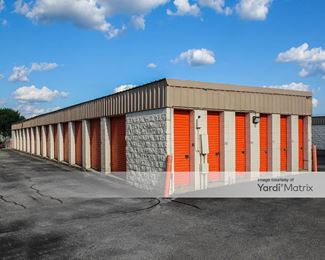 Photo 2 of Public Storage - 2555 East Kemper Road, Cincinnati, OH