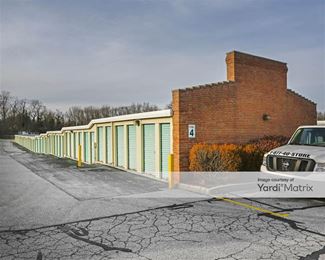 Photo 4 of Stor All - 3242 Montgomery Road, Loveland, OH