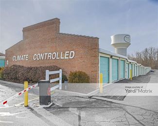 Photo 5 of Stor All - 3242 Montgomery Road, Loveland, OH