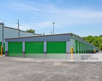 Photo 5 of Extra Space Storage - 2526 Ritchie Avenue, Crescent Springs, KY