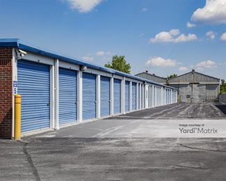 Photo 2 of Extra Space Storage - 2950 Robertson Avenue, Cincinnati, OH