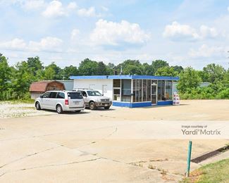 Photo 2 of Storage Rentals of America - 1259 Shanafelt Avenue, Akron, OH