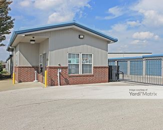Photo 4 of Pleasant Valley Storage One - 6501 Royal Street, Pleasant Valley, MO