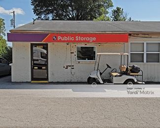 Photo 2 of Public Storage - 9820 Holmes Road, Kansas City, MO