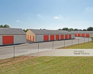 Photo 5 of Public Storage - 9820 Holmes Road, Kansas City, MO