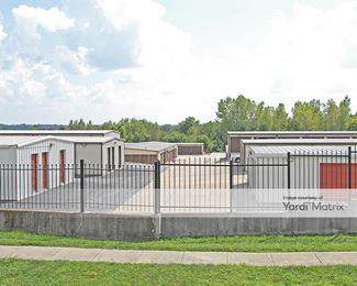 Photo 3 of StorageMart - 16855 East US Highway 40, Independence, MO
