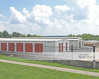 Photo 4 of StorageMart - 16855 East US Highway 40, Independence, MO