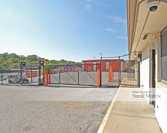 Photo 3 of Public Storage - 9104 East 47th Street, Kansas City, MO
