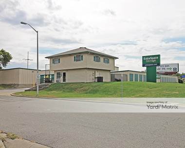 Storage Units for Rent available at 7880 Mastin Drive, Overland Park, KS 66204