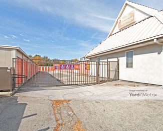 Photo 2 of Public Storage - 8830 Long Street, Lenexa, KS