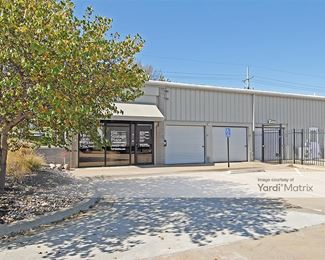 Photo 2 of Storage Place, The - 15525 South Pflumm Road, Olathe, KS