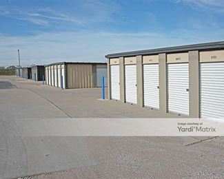 Photo 5 of Storage Box Self Storage - 1314 Eisenhower Road, Leavenworth, KS