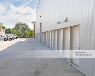 Photo 3 of StorageMart - 15415 Metcalf Avenue, Overland Park, KS