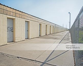 Photo 2 of Better Storage-Holly - 5849 Holly Road, Corpus Christi, TX