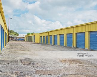 Photo 5 of Saturn Wow Mini Storage - 3817 Wow Road, Corpus Christi, TX