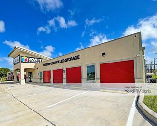 Photo 2 of Move It Self Storage - 7101 Yorktown Blvd, Corpus Christi, TX