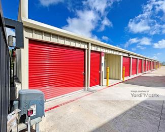 Photo 3 of Move It Self Storage - 7101 Yorktown Blvd, Corpus Christi, TX