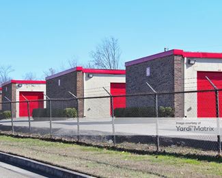 Photo 5 of iStorage - 1700 Linden Avenue, Knoxville, TN