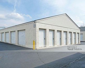 Photo 2 of Extra Space Storage - 124 Mabry Hood Road, Knoxville, TN
