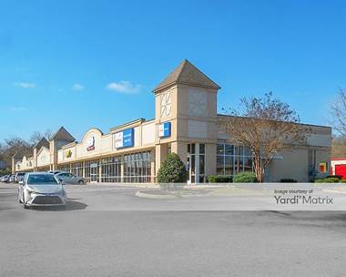 Storage Units for Rent available at 3303 Sutherland Avenue NW, Knoxville, TN 37919