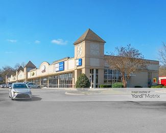 Photo 1 of Storage Rentals of America - 3303 Sutherland Avenue NW, Knoxville, TN