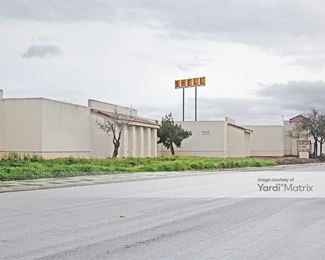 Photo 4 of Frontier Self Storage - 425 North Main Street, Salinas, CA