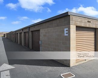 Photo 6 of Ustor Self-Storage - 441 Espinosa Road, Salinas, CA