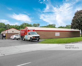 Photo 4 of Storage Rentals of America - 4309 Roger B Chaffee Memorial Drive SE, Wyoming , MI