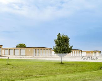 Photo 4 of Southside Storage - 1513 South Spencer Road, Newton, KS