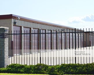Photo 2 of E-Z Self Storage - 2201 South Meridian, Wichita, KS