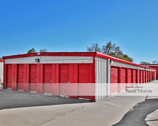 Photo 4 of Storage Rentals of America - 511 West MacArthur Road, Wichita, KS