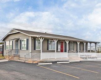 Photo 1 of People-s Choice Storage - 3401 Hillside, Wichita, KS