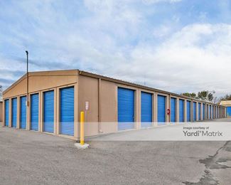 Photo 2 of People-s Choice Storage - 3401 Hillside, Wichita, KS