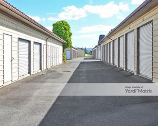 Photo 3 of Simply Storage - 1175 Villard Avenue, Cottage Grove, OR