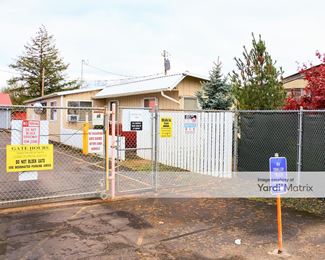 Photo 2 of Starlite Storage - 29875 Santiam Hwy, Lebanon, OR