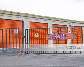 Photo 3 of Public Storage - 786 Kinnear Road, Columbus, OH