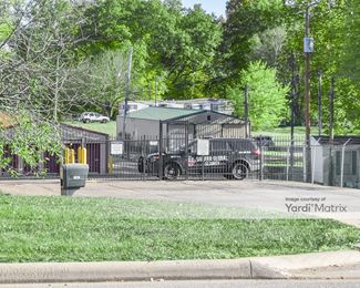 Photo 5 of Storage Rentals of America - 1676 Hebron Road, Heath, OH