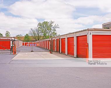 Storage Units for Rent available at 4990 Sinclair Road, Columbus, OH 43229
