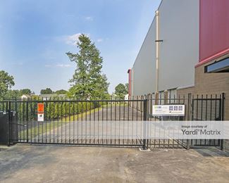Photo 5 of Storage Rentals of America - 851 Candlelite Lane, Lewis Center, OH