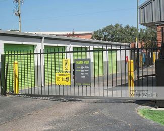 Photo 6 of Storage Rentals of America - 801 East Nine Mile Road, Pensacola, FL