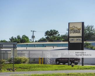 Photo 1 of Move It Self Storage - 4310 Gulf Breeze Pkwy, Gulf Breeze, FL