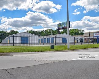 Photo 2 of Storage Rentals of America - 3701 Stadium Drive, Kalamazoo, MI