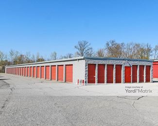 Photo 2 of Devon Self Storage - 257 West Lakewood Blvd, Holland, MI