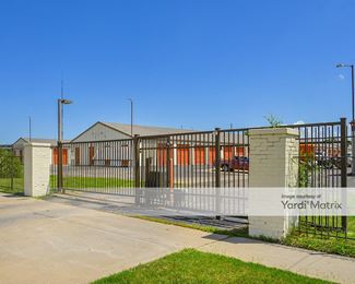 Photo 5 of Public Storage - 6805 East Harry Street, Wichita, KS