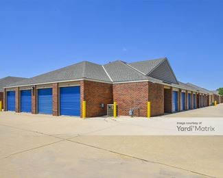 Photo 5 of iStorage - 9750 East Harry Street, Wichita, KS