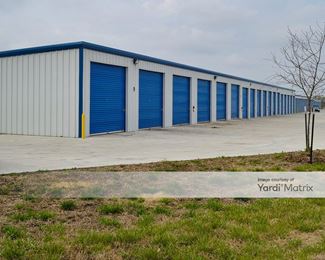 Photo 4 of MaxSecure Storage - 8121 East 45th Street North, BelAire, KS