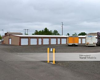 Photo 1 of J B Mini Storage - 490 North 3rd Street, Harrisburg, OR