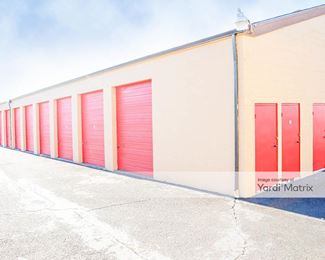 Photo 2 of Woodburn Mini Storage - 2146 Progress Way, Woodburn, OR